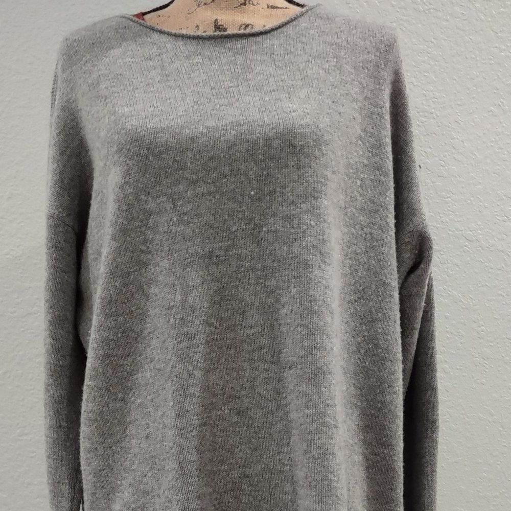 Theory Wool-Cashmere Oversized Sweater